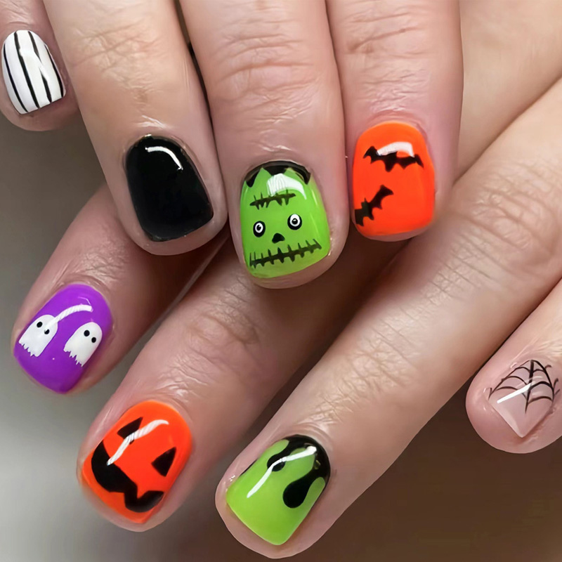 Halloween Bats & Spider Web False Nails