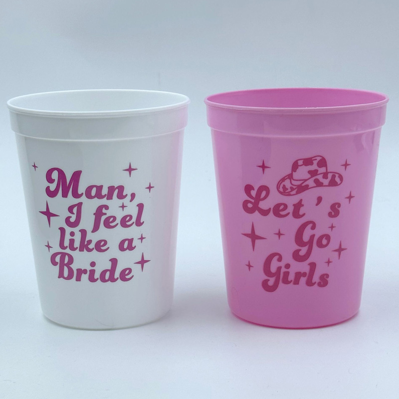 พลาสติก Cowgirl เจ้าสาวฝักบัว 70s Theme Retro Bachelorette Party Cup